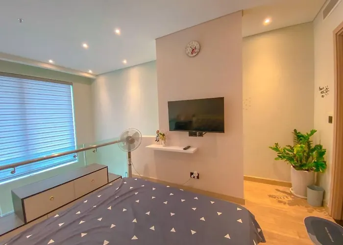 The Sandy Homestay - Bayscape View - Citadines Marina Ha Long * Hạ Long