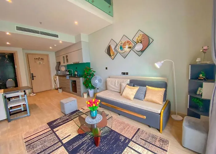 The Sandy Homestay - Bayscape View - Citadines Marina Ha Long Apartment