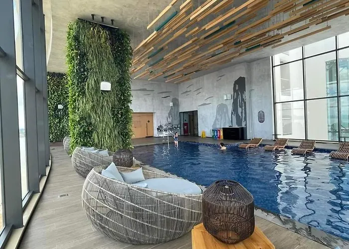 The Sandy - Bayscape View - Citadines Marina * Ha Long