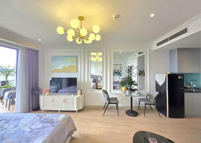 Apartment The Sandy Homestay - Bayscape View - Citadines Marina Ha Long